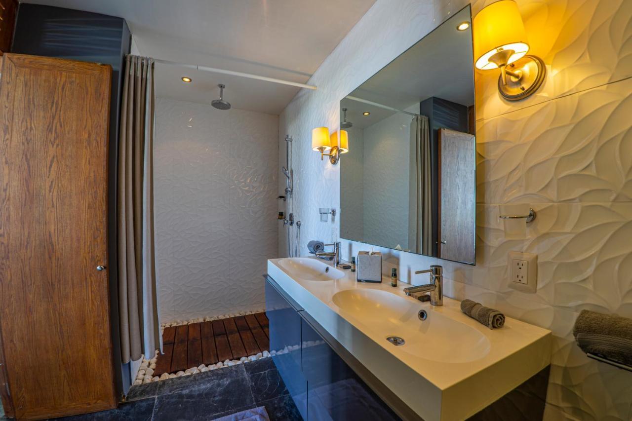 Suites At Sapphire Ocean Club 푸에르토 발라타 외부 사진