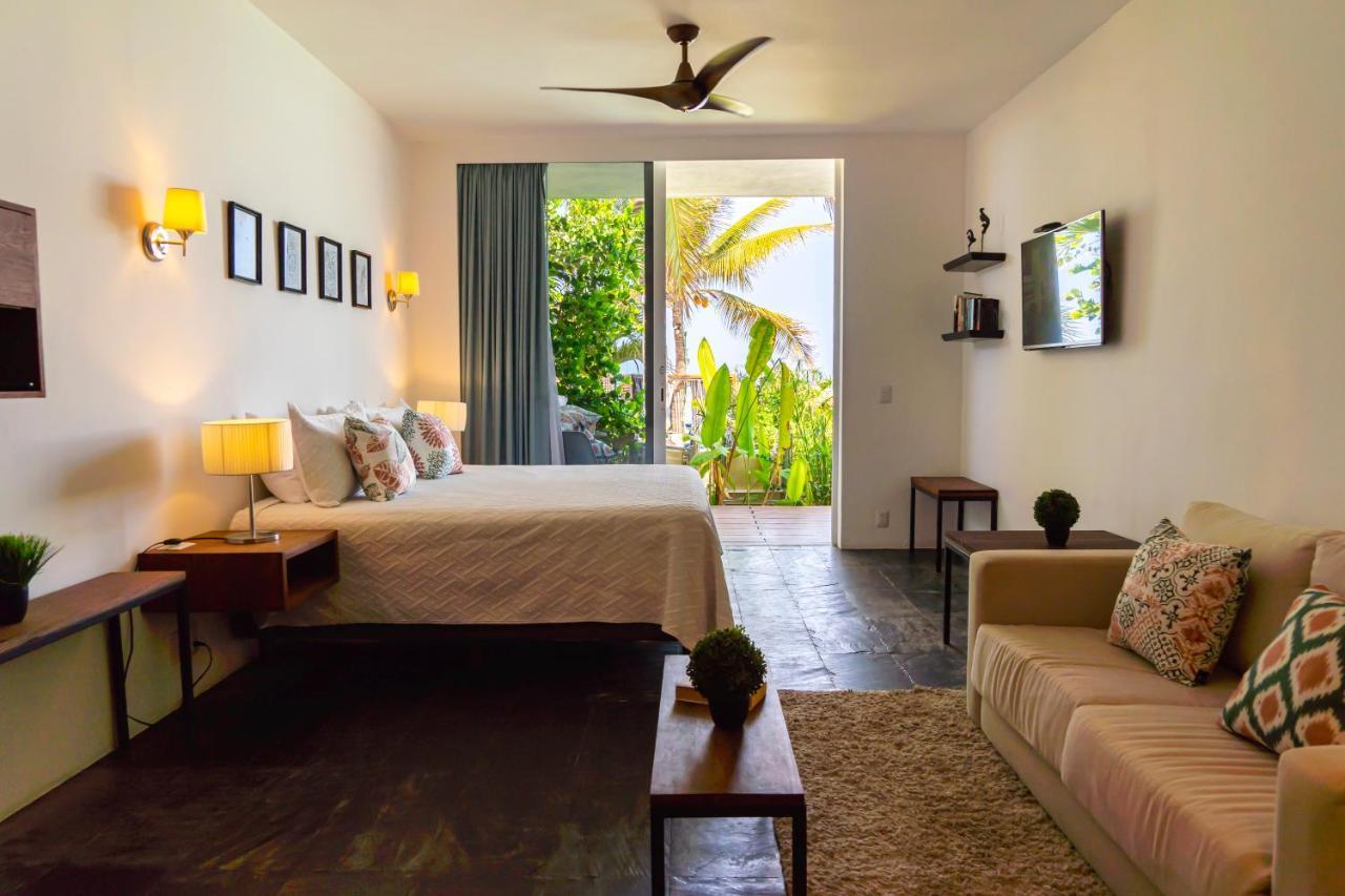 Suites At Sapphire Ocean Club 푸에르토 발라타 외부 사진